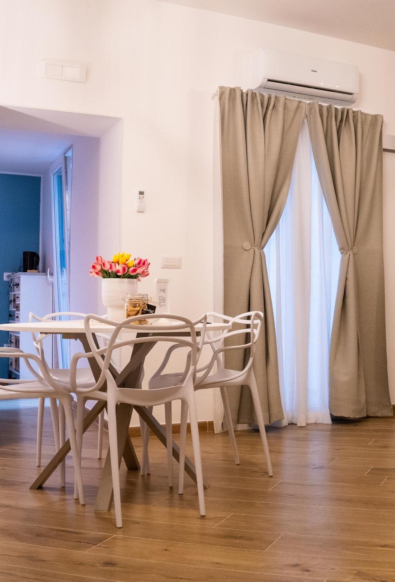 Mimi Guest House Бари Экстерьер фото